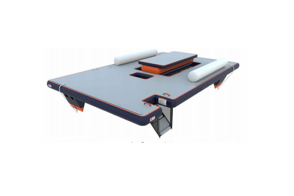 Надувные плоты, пристань для водной техники